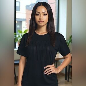 Alexander Wang black short sleeve shirt w/textured graphics front, round neck 🖤